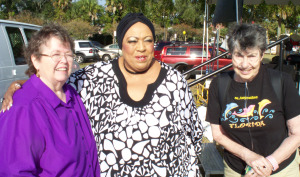 Marilyn Boren, Linda Cole and Brenda at the Lincolnville Festival 2009