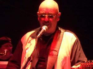 Dave Mason at the Rhythm and Ribs Festival 2010